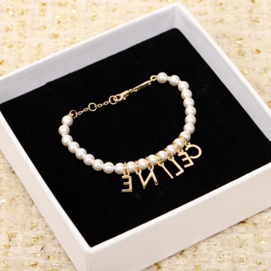 CELINE 2023FW Bracelet recommended for tops this season CELINE 2023FW Bracelet recommended for tops this season