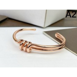CELINE 2023FW Bracelet with an elegant casual atmosphere
