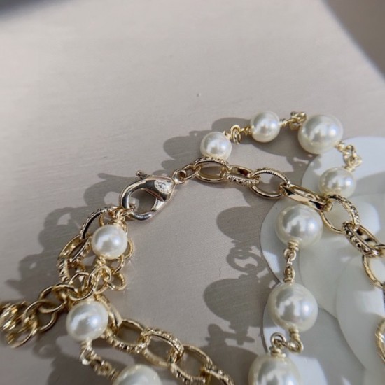2023SS bracelet CHANEL Chanel with a strong sense of neatness 2023SS bracelet CHANEL Chanel with a strong sense of neatness