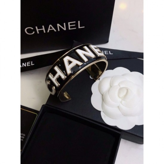 CHANEL Chanel Bracelet 2023SS Finished with a unique impression CHANEL Chanel Bracelet 2023SS Finished with a unique impression
