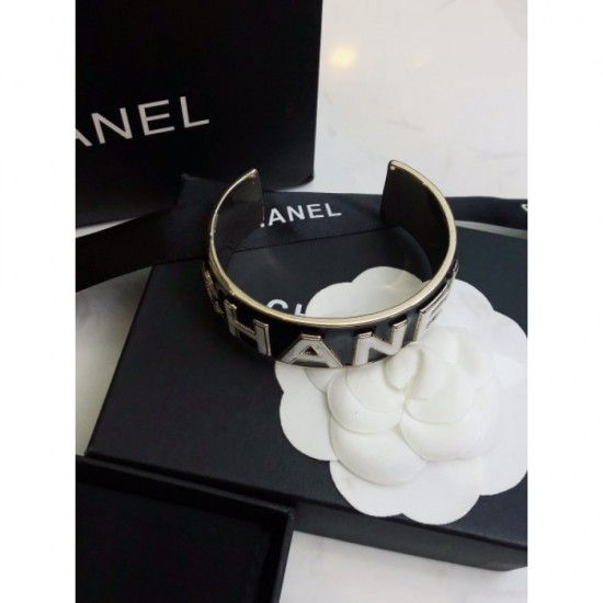 CHANEL Chanel Bracelet 2023SS Finished with a unique impression CHANEL Chanel Bracelet 2023SS Finished with a unique impression