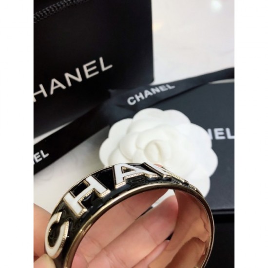 CHANEL Chanel Bracelet 2023SS Finished with a unique impression CHANEL Chanel Bracelet 2023SS Finished with a unique impression
