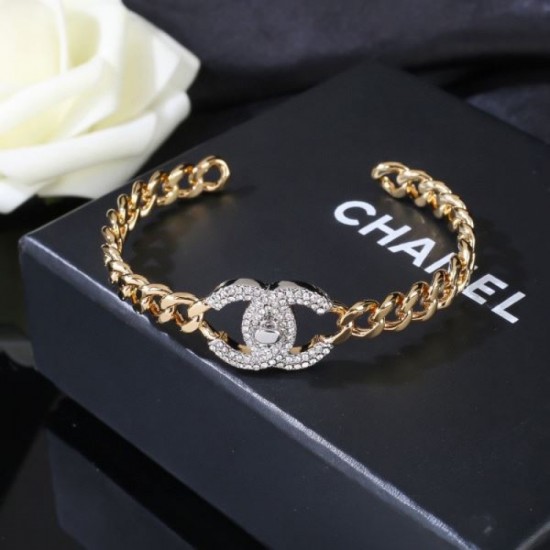 2023FW Bracelet CHANEL New Casual Coordination 2023FW Bracelet CHANEL New Casual Coordination