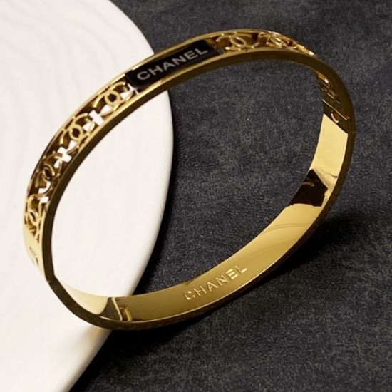 2023FW Bracelet CHANEL CHANEL Featured Autumn Items You Can't Miss 2023FW Bracelet CHANEL CHANEL Featured Autumn Items You Can't Miss