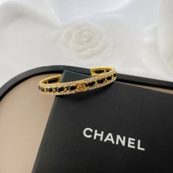 CHANEL Autumn/Winter New Limited Edition Super Hard to Get 2023FW Bracelet CHANEL Autumn/Winter New Limited Edition Super Hard to Get 2023FW Bracelet