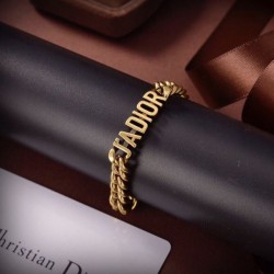 2023FW Bracelet DIOR Dior is sure to be a hit this year too
