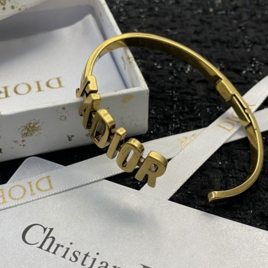 DIOR Dior Eye-catching - distinctive design 2023FW bracelet DIOR Dior Eye-catching - distinctive design 2023FW bracelet