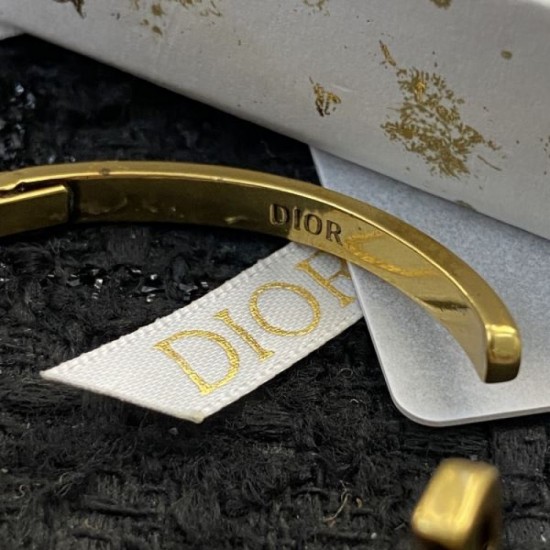 DIOR Dior Eye-catching - distinctive design 2023FW bracelet DIOR Dior Eye-catching - distinctive design 2023FW bracelet