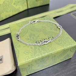 GUCCI Gucci Bracelet 2023SS Style that gets a lot of looks this summer