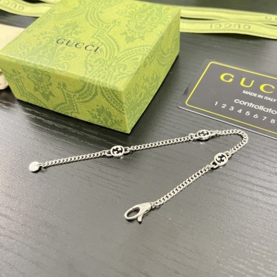GUCCI Gucci Bracelet 2023SS Style that gets a lot of looks this summer GUCCI Gucci Bracelet 2023SS Style that gets a lot of looks this summer