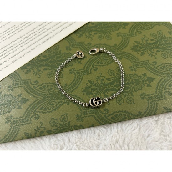2023FW Bracelet GUCCI Gucci Item perfect for fall 2023FW Bracelet GUCCI Gucci Item perfect for fall