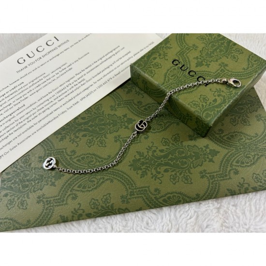 2023FW Bracelet GUCCI Gucci Item perfect for fall 2023FW Bracelet GUCCI Gucci Item perfect for fall