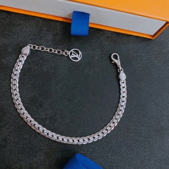 2023SS bracelet trendy item LOUIS VUITTON Louis Vuitton 2023SS bracelet trendy item LOUIS VUITTON Louis Vuitton