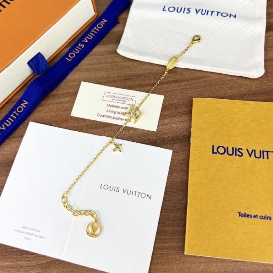2023SS bracelet Good and fashionable LOUIS VUITTON Louis Vuitton 2023SS bracelet Good and fashionable LOUIS VUITTON Louis Vuitton
