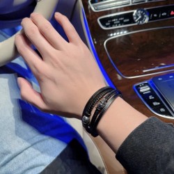 2023SS bracelet LOUIS VUITTON to buy this spring Louis Vuitton