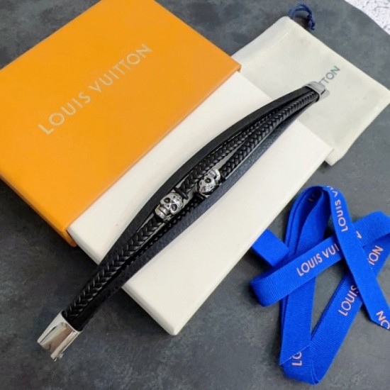 2023SS bracelet LOUIS VUITTON to buy this spring Louis Vuitton 2023SS bracelet LOUIS VUITTON to buy this spring Louis Vuitton