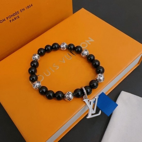 2023SS bracelet Classic LOUIS VUITTON LOUIS VUITTON wanted in spring 2023SS bracelet Classic LOUIS VUITTON LOUIS VUITTON wanted in spring