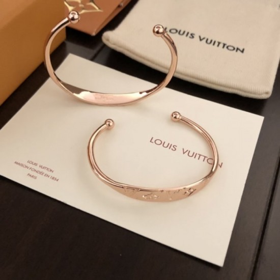2023SS bracelet mature texture LOUIS VUITTON Louis Vuitton 2023SS bracelet mature texture LOUIS VUITTON Louis Vuitton