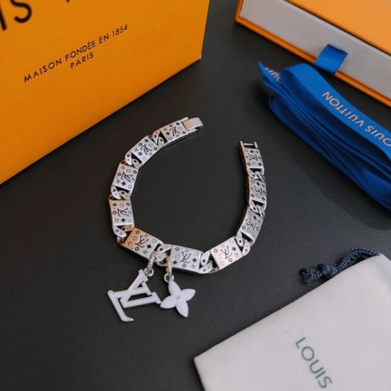 LOUIS VUITTON Louis Vuitton bracelet 2023SS extreme popularity this summer LOUIS VUITTON Louis Vuitton bracelet 2023SS extreme popularity this summer