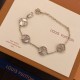 2023FW Bracelet LOUIS VUITTON Attractive beauty item 2023FW Bracelet LOUIS VUITTON Attractive beauty item