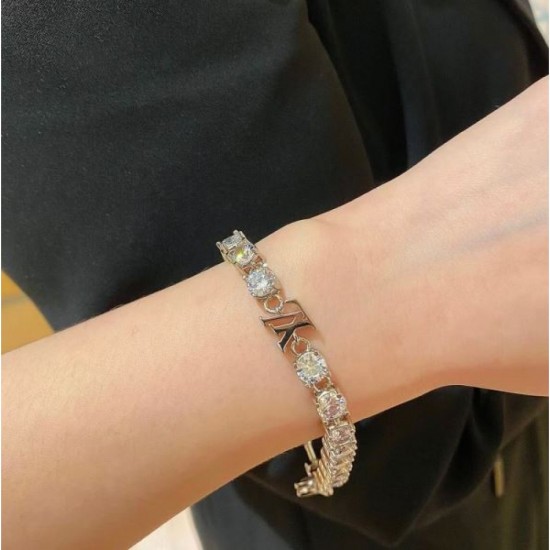 2023FW Bracelet LOUIS VUITTON Louis Vuitton loose feel 2023FW Bracelet LOUIS VUITTON Louis Vuitton loose feel