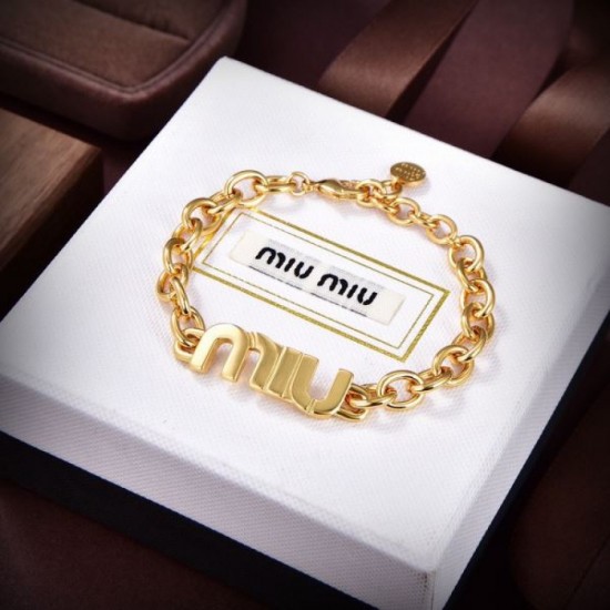 2023FW Bracelet MIU MIU I want to pay particular attention 2023FW Bracelet MIU MIU I want to pay particular attention