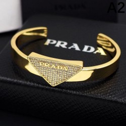 2023FW Bracelet PRADA Prada Ahead of this year's trends