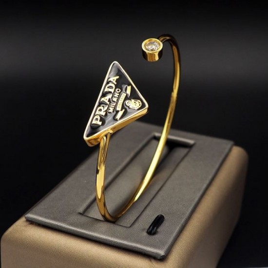 2023FW Bracelet PRADA Prada goes well and is definitely recommended 2023FW Bracelet PRADA Prada goes well and is definitely recommended