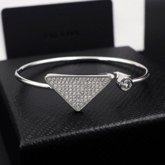 2023FW Bracelet PRADA This season's brand 2023FW Bracelet PRADA This season's brand