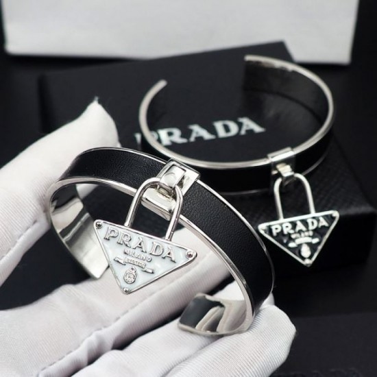 2023FW Bracelet PRADA Prada Last Autumn/Winter Collection 2023FW Bracelet PRADA Prada Last Autumn/Winter Collection