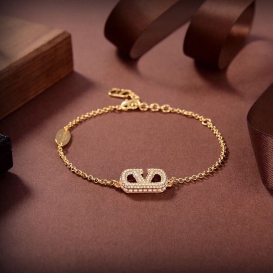 2023FW Bracelet VALENTINO Limited quantity 2023FW Bracelet VALENTINO Limited quantity
