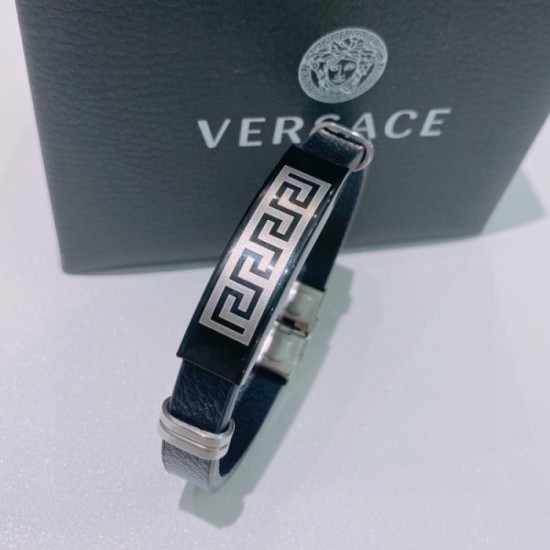 2023SS Bracelet Fashionable must-see VERSACE Versace 2023SS Bracelet Fashionable must-see VERSACE Versace