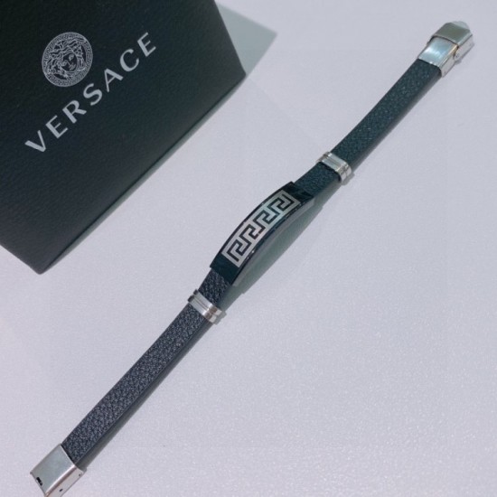 2023SS Bracelet Fashionable must-see VERSACE Versace 2023SS Bracelet Fashionable must-see VERSACE Versace