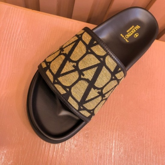 Popular item 2023SS slippers VALENTINO Valentino Popular item 2023SS slippers VALENTINO Valentino