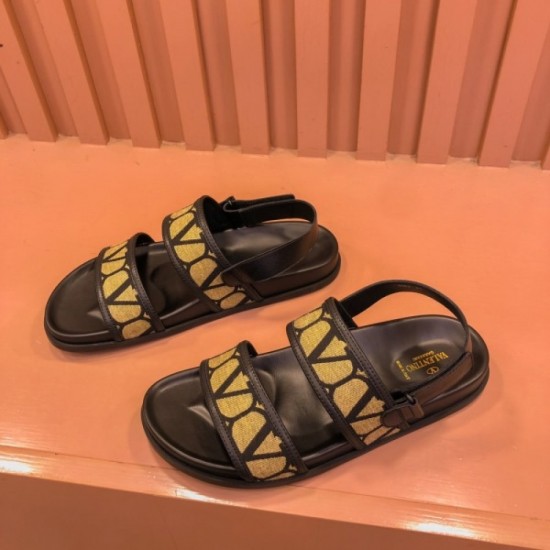 New Spring/Summer 2023SS Slippers VALENTINO Valentino New Spring/Summer 2023SS Slippers VALENTINO Valentino