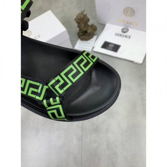 2023SS Summer Recommended New VERSACE Versace Sandals 2023SS Summer Recommended New VERSACE Versace Sandals
