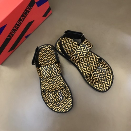 Outstanding trendy 2023SS slippers VERSACE Versace Outstanding trendy 2023SS slippers VERSACE Versace
