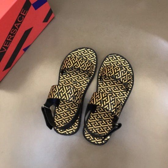 Outstanding trendy 2023SS slippers VERSACE Versace Outstanding trendy 2023SS slippers VERSACE Versace