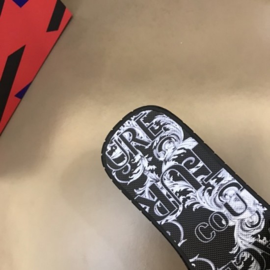 Overwhelming approval rating 2023SS slippers VERSACE Versace Overwhelming approval rating 2023SS slippers VERSACE Versace