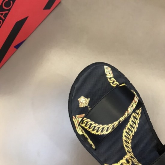 2023SS slippers you should buy this summer VERSACE Versace 2023SS slippers you should buy this summer VERSACE Versace