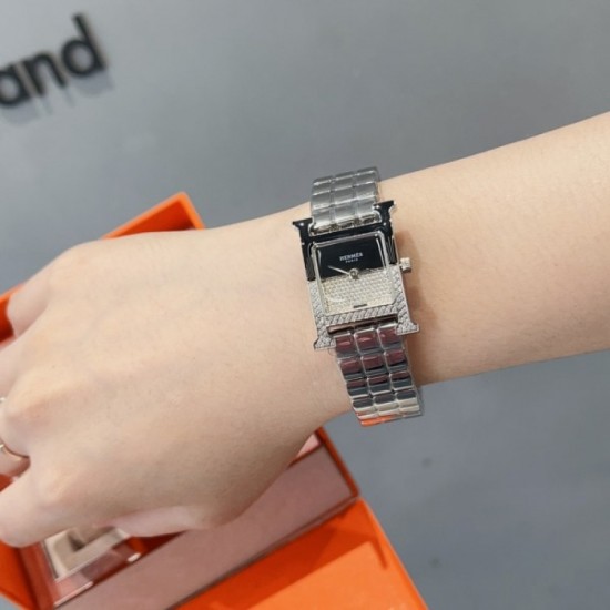 2023SS Clock Watch Fan rush aiming for new summer work HERMES Hermes 2023SS Clock Watch Fan rush aiming for new summer work HERMES Hermes