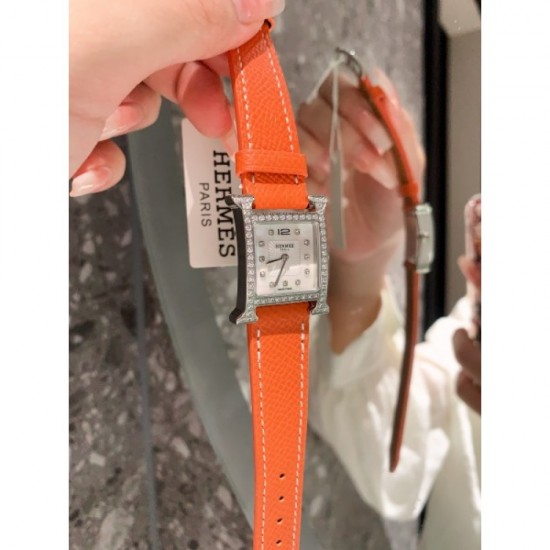 2023SS Clock Watch Summer new work with many regular users HERMES Hermes 2023SS Clock Watch Summer new work with many regular users HERMES Hermes