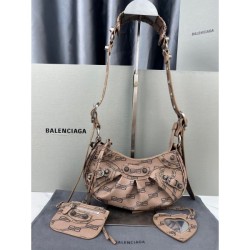 2023SS BALENCIAGA Excellent functionality! Shoulder bag