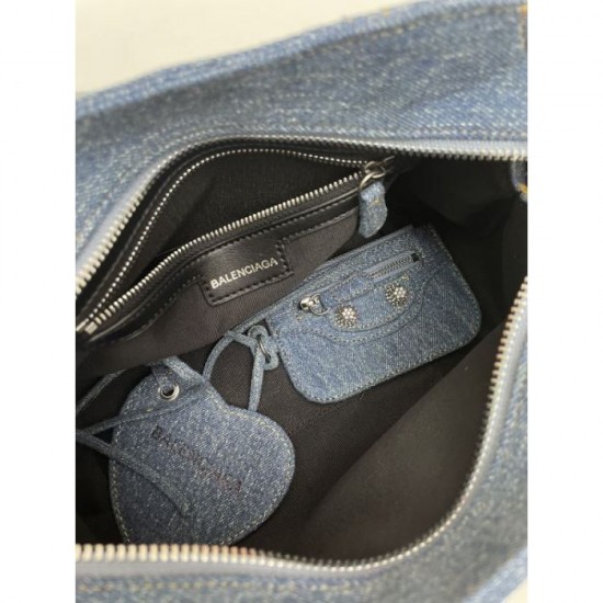 BALENCIAGA Tote bag 2023FW Recommended for this season BALENCIAGA Tote bag 2023FW Recommended for this season