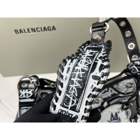 BALENCIAGA Tote bag 2023FW This season's must-have item BALENCIAGA Tote bag 2023FW This season's must-have item