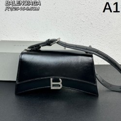 BALENCIAGA Shoulder bag 2023FW Hot attention