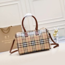BURBERRY Burberry tote bag 2023FW You can wear it stylishly