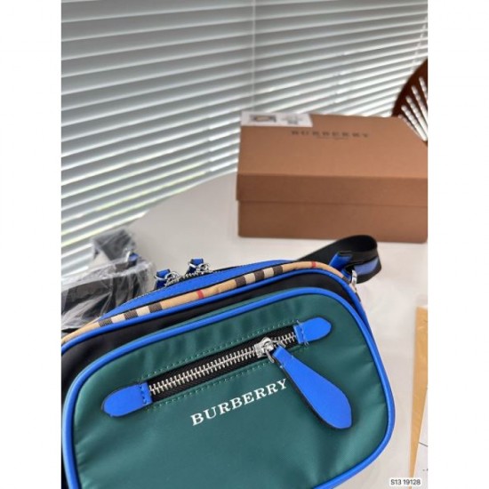 BURBERRY Burberry Shoulder Bag 2023FW Miracle at VIP Sale BURBERRY Burberry Shoulder Bag 2023FW Miracle at VIP Sale