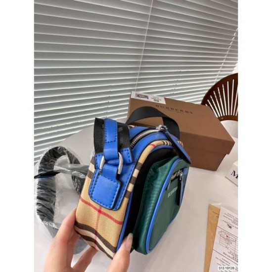 BURBERRY Burberry Shoulder Bag 2023FW Miracle at VIP Sale BURBERRY Burberry Shoulder Bag 2023FW Miracle at VIP Sale