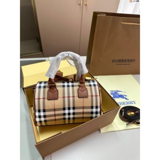 BURBERRY Burberry tote bag 2023FW very popular BURBERRY Burberry tote bag 2023FW very popular